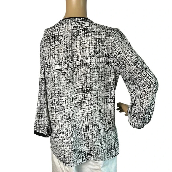 RW & CO BLOUSE, L,Colorblock, office siren , event ,black ,key hole pockets,EC - Picture 10 of 15